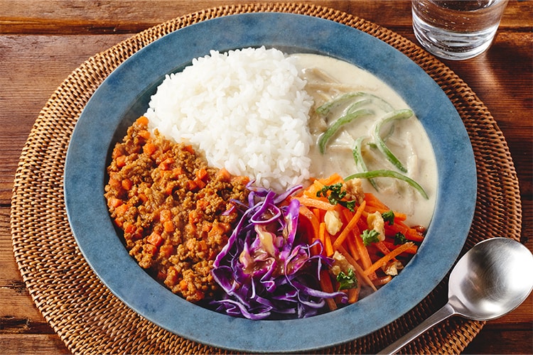 Kit2人前／【超ラク】2種楽しめる合いがけカレー|有機野菜 通販 Oisix