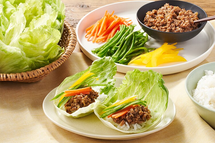 Kit]まるごとひと玉で肉みそのレタス包み|有機野菜 通販 Oisix