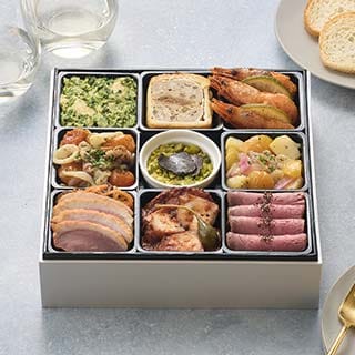 DEAN & DELUCA�I�[�h�u��