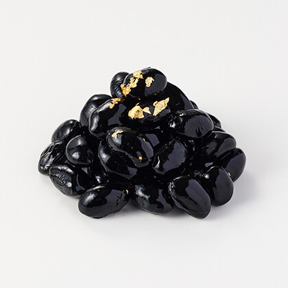 黒豆煮金粉飾り