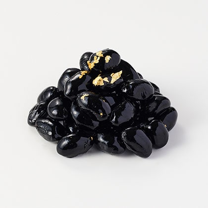 黒豆煮金粉飾り