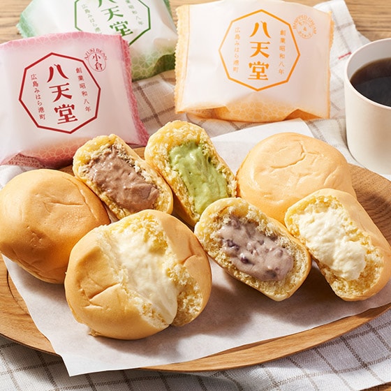 八天堂80周年記念 パンで作ったフォトフレーム 八天堂特製のパンとクリームで楽しくデコレーション「パンデコ