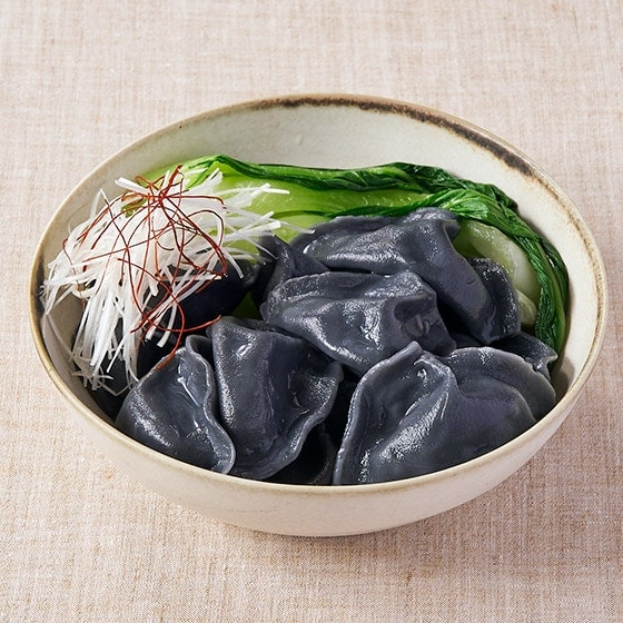 賞味期限11/10】もちもち黒胡麻坦々水餃子|有機野菜 通販 Oisix