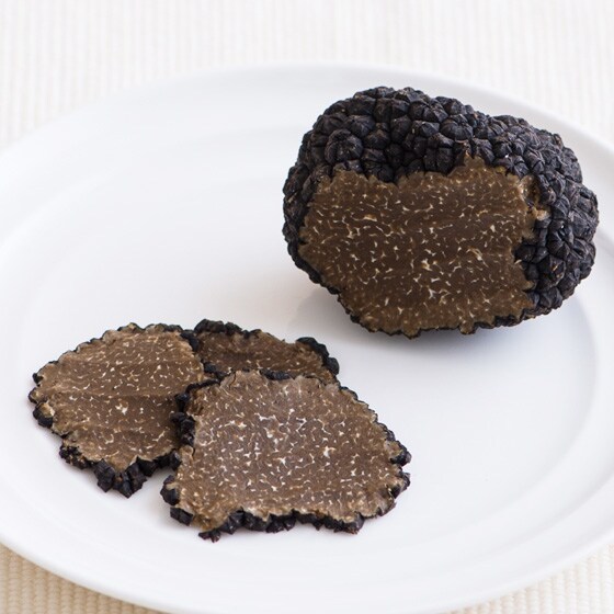 スペイン　MANJARES トリュフ加工品 Madeleine aux truffes noires et fromage | Libertable