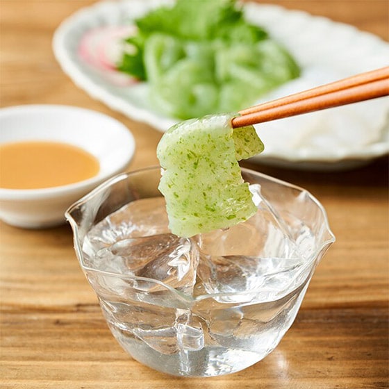 一口サイズのさしみこんにゃく青のり（酢みそ付）|有機野菜 通販 Oisix