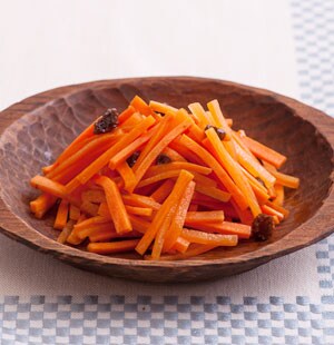 にんじんとレーズンのサラダ