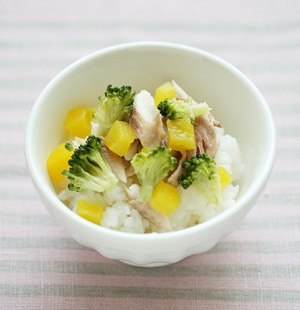 さんまとブロッコリーののっけ丼
